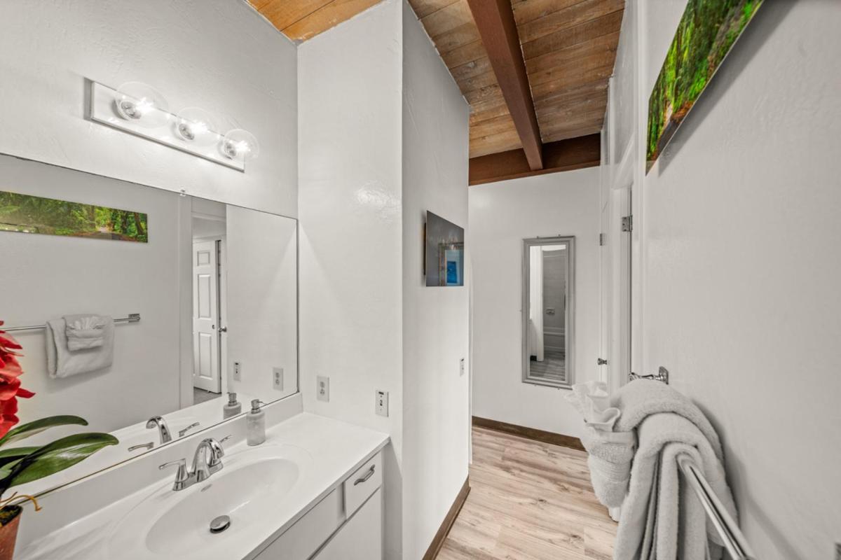 Newly Upgraded 1Br Unit Near Beach Max Of 5 Guests Kailua-Kona Exteriér fotografie