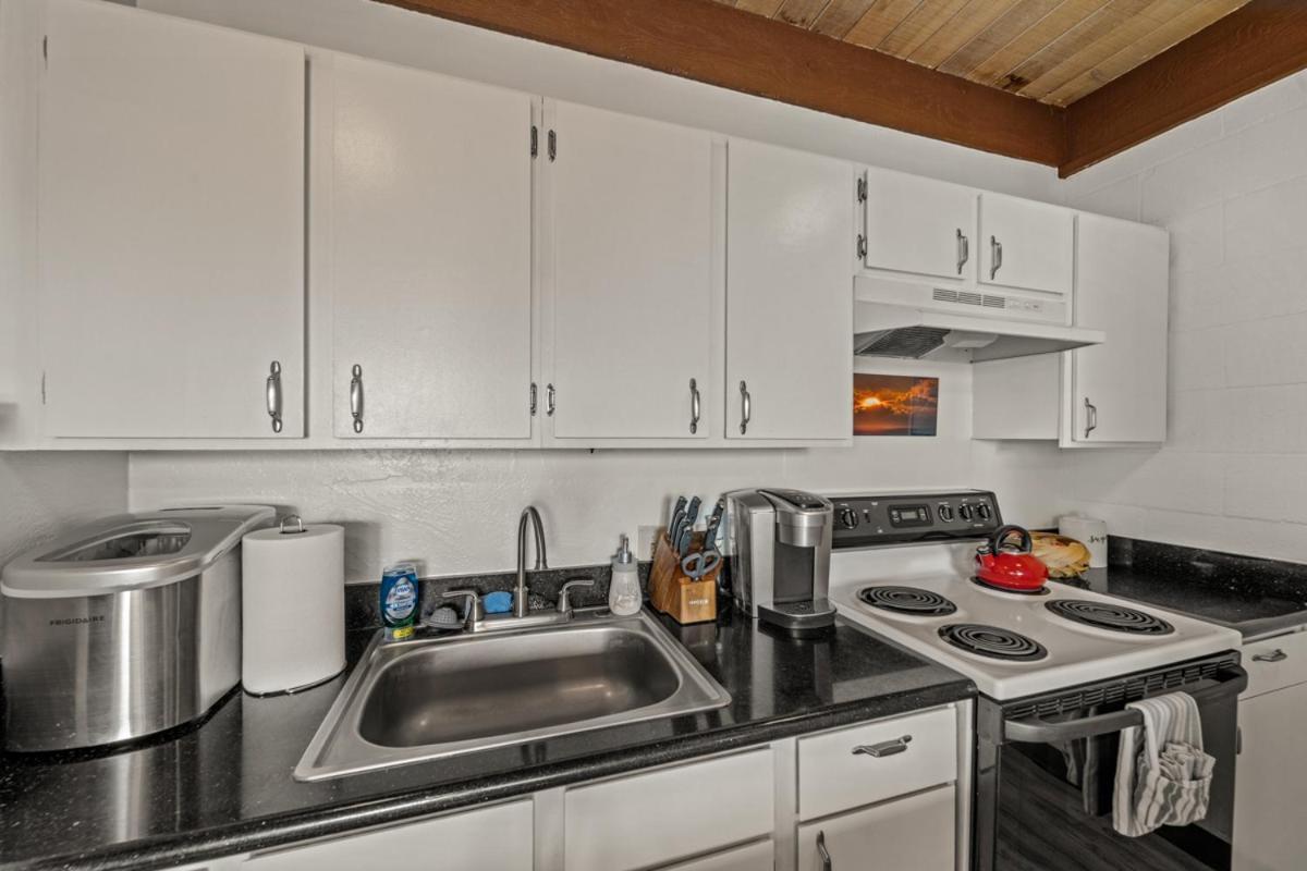 Newly Upgraded 1Br Unit Near Beach Max Of 5 Guests Kailua-Kona Exteriér fotografie